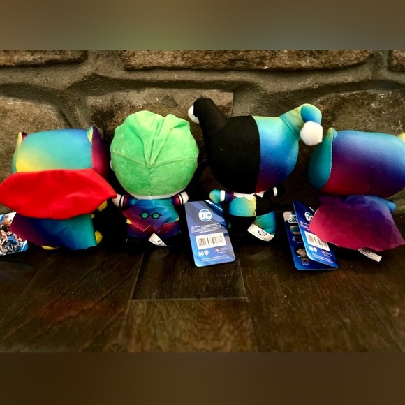 DC JUSTICE LEAGUE NWT Batman Batgirl Joker Harley Quinn Set Plushies - Picture 9 of 9